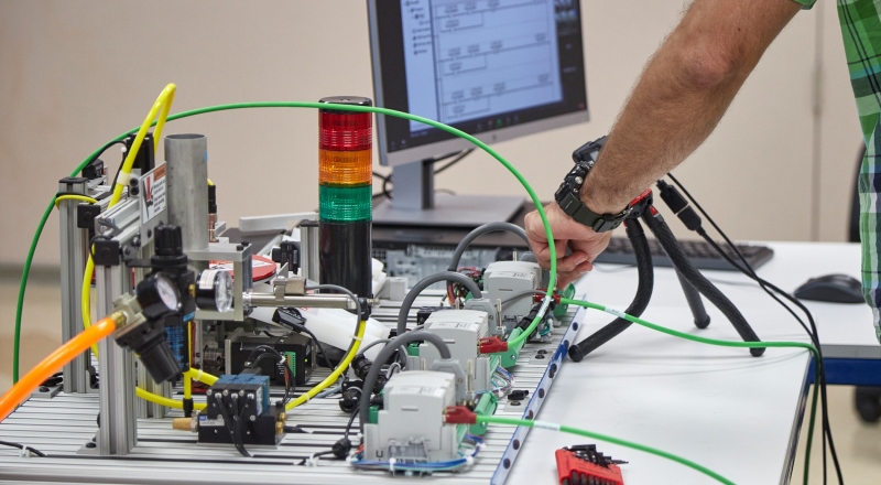 Amatrol Ignite MM Mechatronics